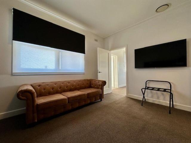 The Lakes Hotel Entrance Luaran gambar