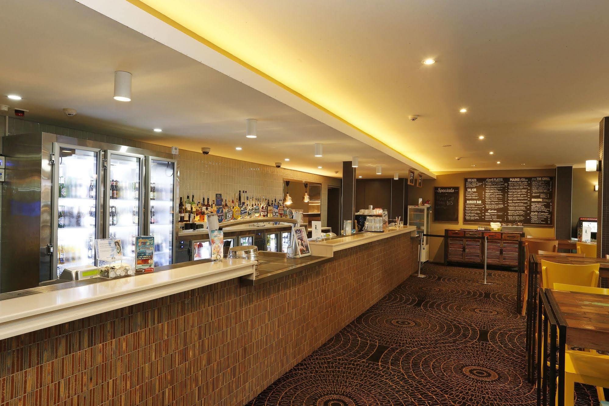 The Lakes Hotel Entrance Luaran gambar