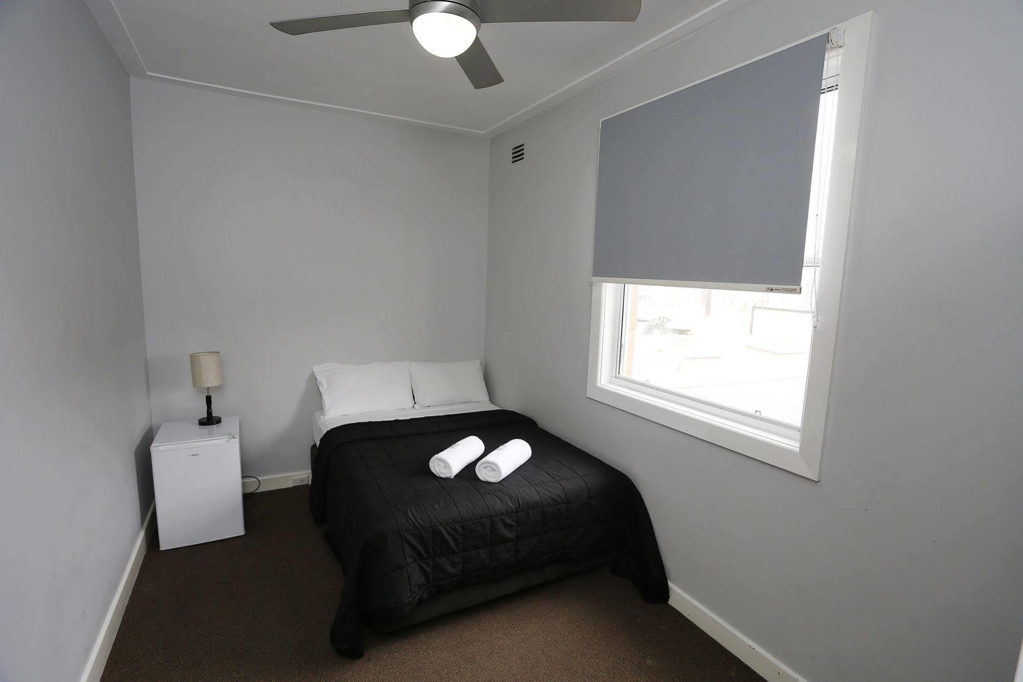 The Lakes Hotel Entrance Luaran gambar