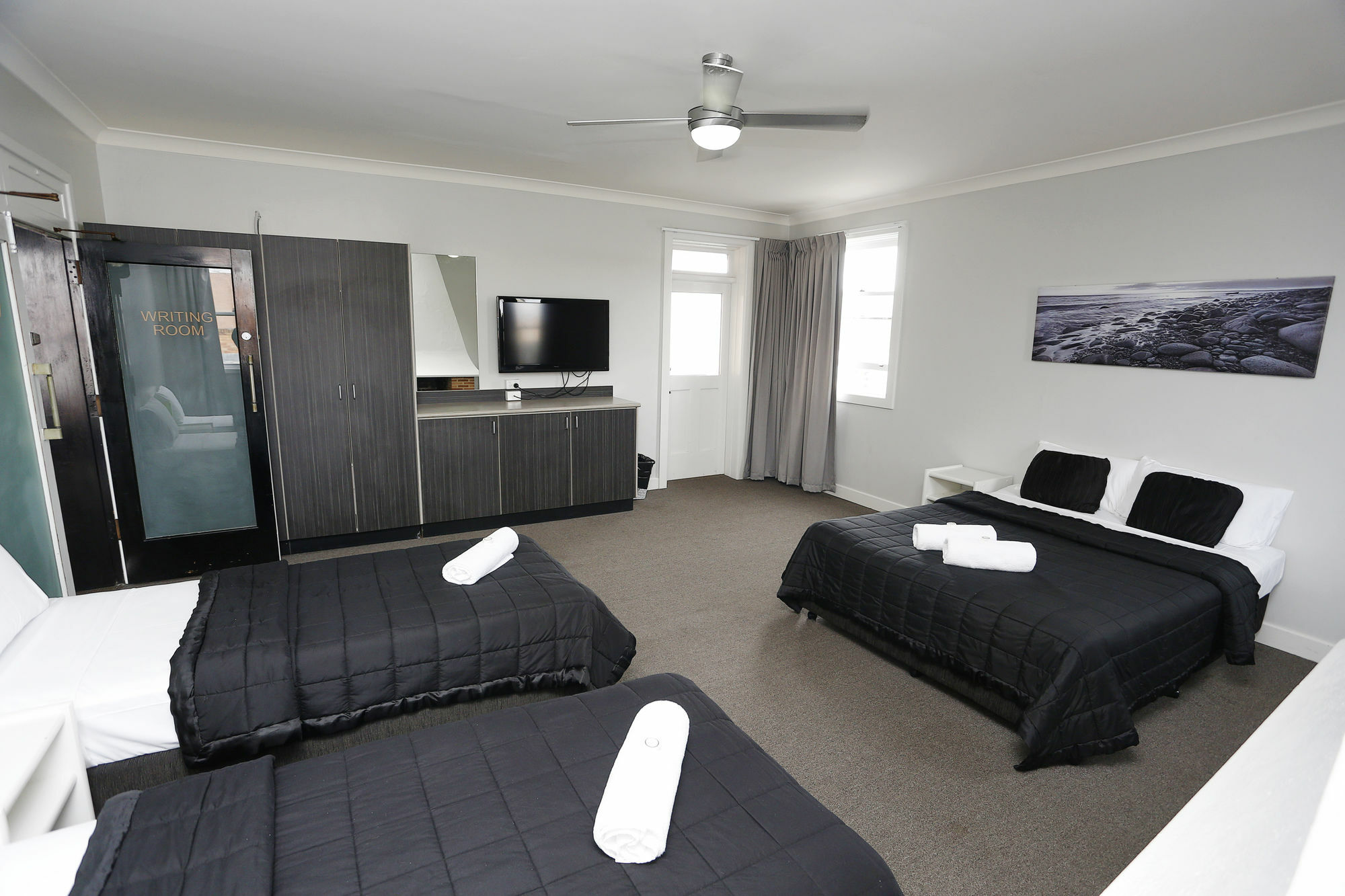 The Lakes Hotel Entrance Luaran gambar